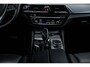 BMW 5-Serie Touring 530e xDrive, Pano, Volleder, Comfortstoelen, 360 Camera
