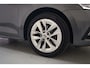 Skoda Octavia COMBI 1.0 e-TSI Business Edition Plus Aut. [ Panorama Matrix LED Stoelverwarming ]