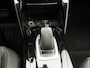 Peugeot e-2008 EV Allure Pack 50 kWh | Dealer onderhouden | Apple carplay | Camera |