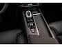 Volvo XC60 2.0 T8 Plug-in hybrid AWD Ultra Black Edition Executive | Luchtvering | 22" | Gelamineerd Glas | Bowers & Wilkins | Stoelmassage & Ventilatie | Stoel & Stuurverwarming | 360 Camera | Pilot Assist | BLIS |