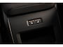 Volvo XC60 2.0 T8 Plug-in hybrid AWD Ultra Black Edition Executive | Luchtvering | 22" | Gelamineerd Glas | Bowers & Wilkins | Stoelmassage & Ventilatie | Stoel & Stuurverwarming | 360 Camera | Pilot Assist | BLIS |