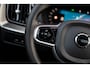 Volvo XC60 2.0 T8 Plug-in hybrid AWD Ultra Black Edition Executive | Luchtvering | 22" | Gelamineerd Glas | Bowers & Wilkins | Stoelmassage & Ventilatie | Stoel & Stuurverwarming | 360 Camera | Pilot Assist | BLIS |