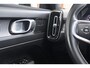 Volvo XC40 T4 Recharge R-Design | Stoelverwarming | Parkeercamera | H/K | Glossy Black | Keyless