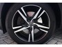 Volvo XC40 T4 Recharge R-Design | Stoelverwarming | Parkeercamera | H/K | Glossy Black | Keyless