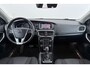 Volvo V40 1.5 T3 Inscription | Trekhaak | Dealer Ond. | Keyless Entry/Start | Stoelverwarming V+A | Navigatie | Adap Cruise | Blis