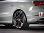 Audi A3 Limousine 30 TFSI Sport S-Line Edition (CRUISE CONTROL, CLIMATE CONTROL, NAVIGATIESYSTEEM, SPORTSTOELEN, RODE REMKLAUWEN)