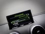 Audi A3 Limousine 30 TFSI Sport S-Line Edition (CRUISE CONTROL, CLIMATE CONTROL, NAVIGATIESYSTEEM, SPORTSTOELEN, RODE REMKLAUWEN)