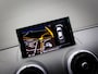Audi A3 Limousine 30 TFSI Sport S-Line Edition (CRUISE CONTROL, CLIMATE CONTROL, NAVIGATIESYSTEEM, SPORTSTOELEN, RODE REMKLAUWEN)