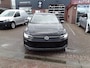 Volkswagen Golf 1.5 eTSI DSG ACTIVE / NAVI / LED / ACC