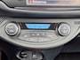 Toyota Yaris 1.5 Hybrid Design Red *Met trekhaak voor fietsendrager!*