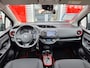 Toyota Yaris 1.5 Hybrid Design Red *Met trekhaak voor fietsendrager!*