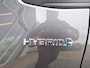 Toyota Yaris 1.5 Hybrid Design Red *Met trekhaak voor fietsendrager!*