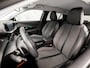 Peugeot 2008 1.2 PureTech Allure Sport 131Pk Automaat (APPLE CARPLAY, GROOT NAVI, LEDER, GETINT GLAS, SPORTSTOELEN, KEYLESS, LANE ASSIST, NIEUWSTAAT)
