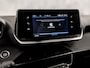 Peugeot 2008 1.2 PureTech Allure Sport 131Pk Automaat (APPLE CARPLAY, GROOT NAVI, LEDER, GETINT GLAS, SPORTSTOELEN, KEYLESS, LANE ASSIST, NIEUWSTAAT)