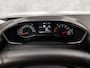 Peugeot 2008 1.2 PureTech Allure Sport 131Pk Automaat (APPLE CARPLAY, GROOT NAVI, LEDER, GETINT GLAS, SPORTSTOELEN, KEYLESS, LANE ASSIST, NIEUWSTAAT)