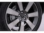 Land Rover Defender 110 P300e X-Dynamic HSE | MY26 | ACC | Trekhaak | ClearSight | Luchtvering | Panoramadak | Meridian Surround | Head-Up | 22 Inch