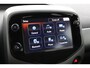 Toyota Aygo 1.0 VVT-i x-play | Groot scherm multimedia | Airco | Parkeercamera |