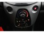 Toyota Aygo 1.0 VVT-i x-play | Groot scherm multimedia | Airco | Parkeercamera |
