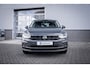 Volkswagen Tiguan 1.5 TSI Life | 'App-Connect' draadloze smartphone integratie | Achteruitrijcamera | Audio-navigatiesysteem Discover Media Streaming & Internet (Touchscreen, Bluetooth, USB)