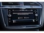 Volkswagen Tiguan 1.5 TSI Life | 'App-Connect' draadloze smartphone integratie | Achteruitrijcamera | Audio-navigatiesysteem Discover Media Streaming & Internet (Touchscreen, Bluetooth, USB)