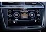 Volkswagen Tiguan 1.5 TSI Life | 'App-Connect' draadloze smartphone integratie | Achteruitrijcamera | Audio-navigatiesysteem Discover Media Streaming & Internet (Touchscreen, Bluetooth, USB)