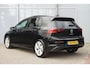 Volkswagen Golf 1.5 eHybrid 204pk Life Edition | SOH 100 % | Trekhaak | Panoramadak
