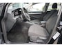 Volkswagen Golf 1.5 eHybrid 204pk Life Edition | SOH 100 % | Trekhaak | Panoramadak