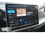 Volkswagen Golf 1.5 eHybrid 204pk Life Edition | SOH 100 % | Trekhaak | Panoramadak
