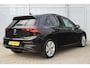 Volkswagen Golf 1.5 eHybrid 204pk Life Edition | SOH 100 % | Trekhaak | Panoramadak