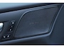 Volvo V60 2.0 T8 Plug-in hybrid AWD Plus Dark | Apple carplay / Android auto | Elektrisch inklapbare trekhaak | Verwarmde voorruit | 360 graden camera | Electronic climate control | Lederen bekleding | 18" lichtmetalen velgen | Voorstoelen en achterbank verwarmd |
