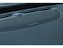 Volvo V60 2.0 T8 Plug-in hybrid AWD Plus Dark | Apple carplay / Android auto | Elektrisch inklapbare trekhaak | Verwarmde voorruit | 360 graden camera | Electronic climate control | Lederen bekleding | 18" lichtmetalen velgen | Voorstoelen en achterbank verwarmd |
