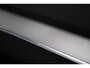 Volvo S60 B3 Automaat R-Design | Black Edition Emblemen | Schuif/Kanteldak | Parkeercamera | Parkeerverwarming | BLIS | Parkeersensoren voor + achter | 19'' Lichtmetalen velgen | Adaptive Cruise & Pilot Assist | Stoelverwarming |