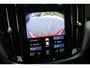 Volvo S60 B3 Automaat R-Design | Black Edition Emblemen | Schuif/Kanteldak | Parkeercamera | Parkeerverwarming | BLIS | Parkeersensoren voor + achter | 19'' Lichtmetalen velgen | Adaptive Cruise & Pilot Assist | Stoelverwarming |