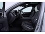 Volvo XC60 T6 Plus Black Edition | ACC | Bowers&Wilkins | Panoramadak | Trekhaak | 360° Camera | Massage+Ventilatie | Head-Up | 21 Inch