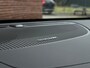 Volvo S60 Recharge T6 AWD Ultimate Dark | Panoramisch schuif-/ kanteldak | Elektrisch verstelbare voorstoelen met geheugenfunctie | Stoel-/ stuurwielverwarming | Harman Kardon | Verwarmde achterbank | 19 inch. lichtmetalen velgen | Pilot assist