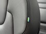 Volvo S60 Recharge T6 AWD Ultimate Dark | Panoramisch schuif-/ kanteldak | Elektrisch verstelbare voorstoelen met geheugenfunctie | Stoel-/ stuurwielverwarming | Harman Kardon | Verwarmde achterbank | 19 inch. lichtmetalen velgen | Pilot assist