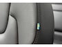 Volvo S60 Recharge T6 AWD Ultimate Dark | Panoramisch schuif-/ kanteldak | Elektrisch verstelbare voorstoelen met geheugenfunctie | Stoel-/ stuurwielverwarming | Harman/Kardon | Verwarmde achterbank | 19 inch. lichtmetalen velgen | Pilot assist