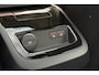 Volvo S60 Recharge T6 AWD Ultimate Dark | Panoramisch schuif-/ kanteldak | Elektrisch verstelbare voorstoelen met geheugenfunctie | Stoel-/ stuurwielverwarming | Harman/Kardon | Verwarmde achterbank | 19 inch. lichtmetalen velgen | Pilot assist