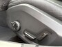 Volvo S60 Recharge T6 AWD Ultimate Dark | Panoramisch schuif-/ kanteldak | Elektrisch verstelbare voorstoelen met geheugenfunctie | Stoel-/ stuurwielverwarming | Harman Kardon | Verwarmde achterbank | 19 inch. lichtmetalen velgen | Pilot assist