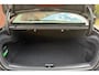 Volvo S60 Recharge T6 AWD Ultimate Dark | Panoramisch schuif-/ kanteldak | Elektrisch verstelbare voorstoelen met geheugenfunctie | Stoel-/ stuurwielverwarming | Harman/Kardon | Verwarmde achterbank | 19 inch. lichtmetalen velgen | Pilot assist