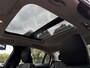 Volvo S60 Recharge T6 AWD Ultimate Dark | Panoramisch schuif-/ kanteldak | Elektrisch verstelbare voorstoelen met geheugenfunctie | Stoel-/ stuurwielverwarming | Harman Kardon | Verwarmde achterbank | 19 inch. lichtmetalen velgen | Pilot assist