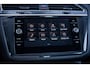 Volkswagen Tiguan 1.4 TSI ACT Highline | Chroom delen exterieur | Elektrisch glazen panorama-dak | Lichtmetalen velgen 20"