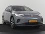 Volkswagen ID.4 Family 77 kWh | SOH 91,3% | Panoramadak | Leder/alcantara | Stuur/stoel verwarming | Sfeerverlichting | Carplay | Adaptive cruise | Camera | Park assist | Trekhaak
