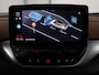 Volkswagen ID.4 Family 77 kWh | SOH 91,3% | Panoramadak | Leder/alcantara | Stuur/stoel verwarming | Sfeerverlichting | Carplay | Adaptive cruise | Camera | Park assist | Trekhaak