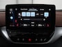 Volkswagen ID.4 Family 77 kWh | SOH 91,3% | Panoramadak | Leder/alcantara | Stuur/stoel verwarming | Sfeerverlichting | Carplay | Adaptive cruise | Camera | Park assist | Trekhaak