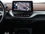Volkswagen ID.4 Family 77 kWh | SOH 91,3% | Panoramadak | Leder/alcantara | Stuur/stoel verwarming | Sfeerverlichting | Carplay | Adaptive cruise | Camera | Park assist | Trekhaak