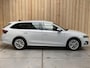 Skoda Octavia Combi 1.0 e-TSI Business Edition Plus Automaat | Achteruitrijcamera | Elektrisch verstelbare bestuurdersstoel | Climate & cruise control | Dodehoek detectie | Voorstoelen verwarmd | Head-up display