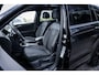 Volkswagen Tiguan 1.5 TSI R-Line | Cruise control adaptief | Elektrisch bedienbare achterklep met sensorsturing | Elektrisch glazen panorama-dak