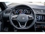 Volkswagen Tiguan 1.5 TSI R-Line | Cruise control adaptief | Elektrisch bedienbare achterklep met sensorsturing | Elektrisch glazen panorama-dak