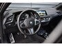 BMW 1-Serie M135i xDrive 306pk | Pano | Harman/Kardon | Head-Up | 19'' Wielen | Stuur + Stoelverwarming |